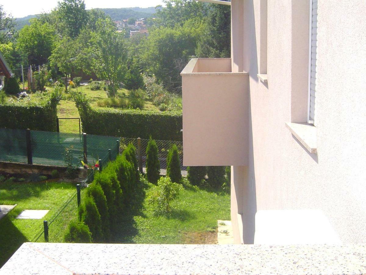 Apartmani Almica ザグレブ エクステリア 写真