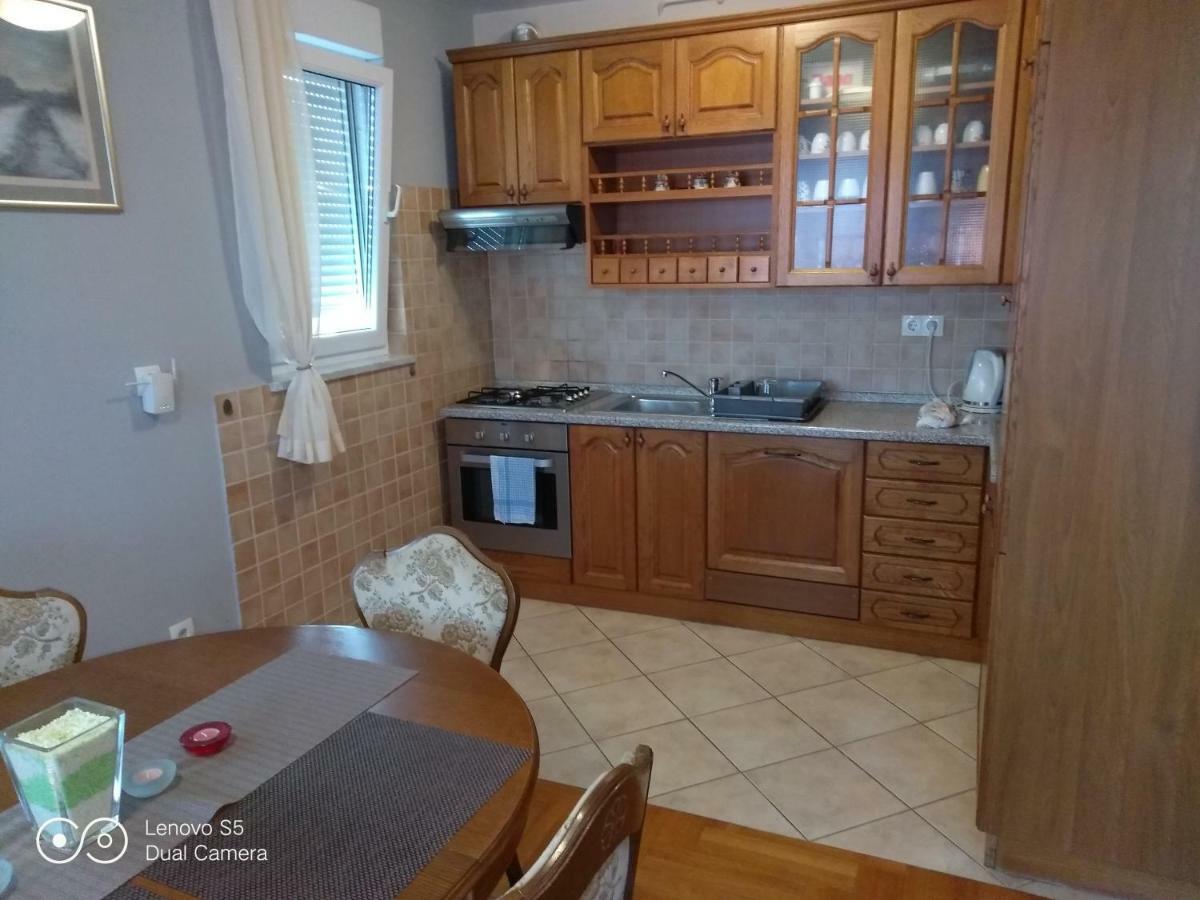 Apartmani Almica ザグレブ エクステリア 写真