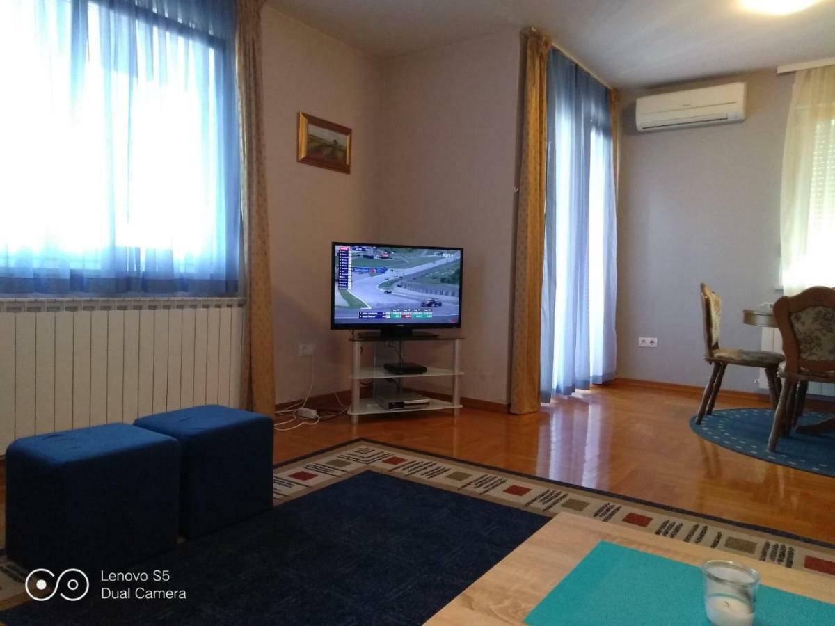 Apartmani Almica ザグレブ エクステリア 写真